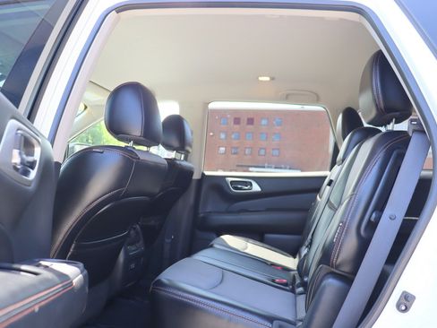 Used 2020 Nissan Pathfinder SV w/ Rock Creek Edition FWD image 15