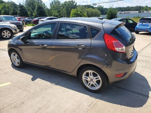 Used 2018 Ford Fiesta SE FWD image 12