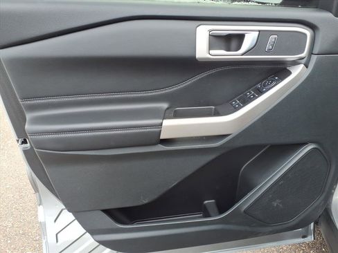 Certified 2024 Ford Explorer XLT w/ Equipment Group 202A image 14