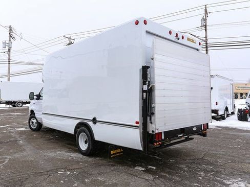 New 2026 Ford E-450 and Econoline 450 Super Duty w/ Interior Upgrade Package image 8