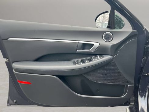 Used 2025 Hyundai Sonata SEL FWD image 21