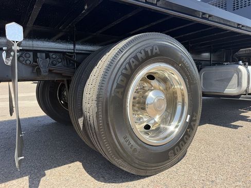 Used 2023 Ford F650 2WD Crew Cab Super Duty image 11