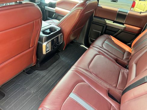 Used 2019 Ford F150 Platinum w/ Equipment Group 701A Luxury AWD/4WD image 15