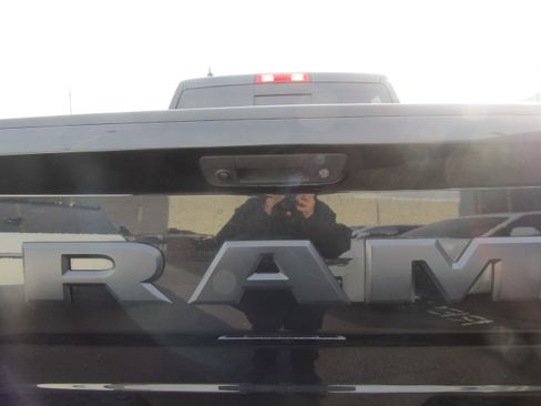 Used 2018 RAM 1500 Sport image 20