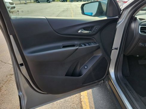 Used 2024 Chevrolet Equinox LT AWD/4WD image 21