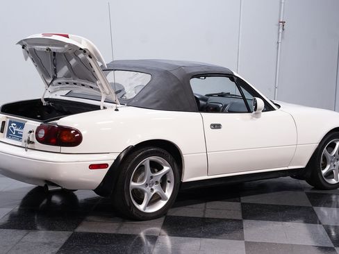 Used 1994 MAZDA MX-5 Miata image 40