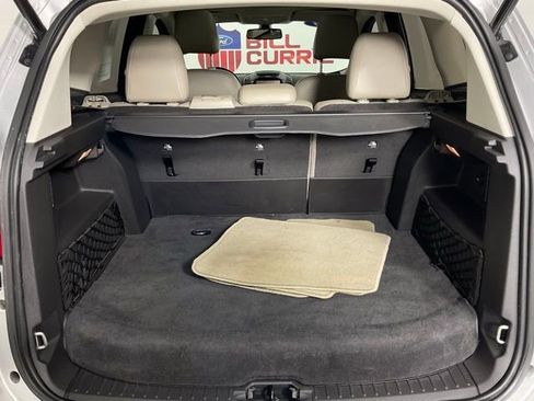 Used 2013 Ford C-MAX SEL image 11