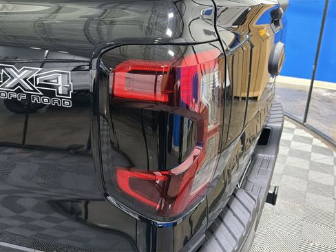New 2026 Ford Ranger Lariat w/ FX4 Off-Road Package AWD/4WD image 18