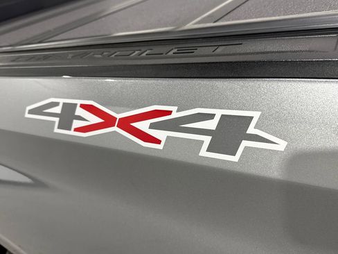 Used 2023 Chevrolet Silverado 1500 LT w/ Convenience Package II image 34