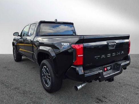 New 2025 Toyota Tacoma TRD Sport image 5