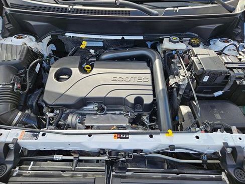 Used 2024 Chevrolet Equinox LT FWD image 22