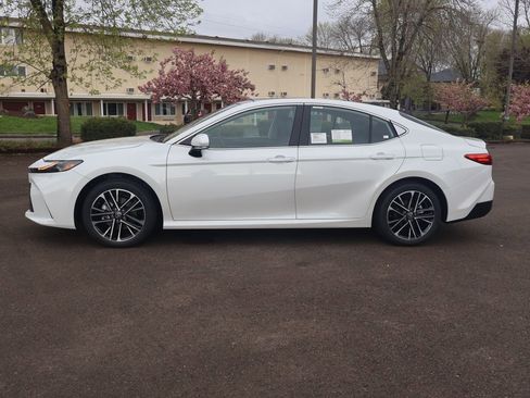New 2026 Toyota Camry XLE w/ Premium Plus Package AWD/4WD image 3