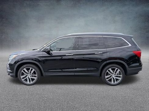 Used 2018 Honda Pilot Touring image 6