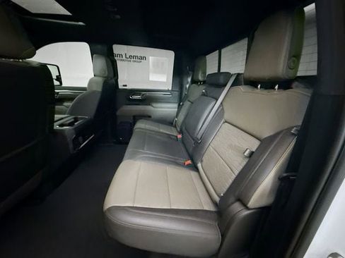 Used 2024 Chevrolet Silverado 2500 ZR2 image 29