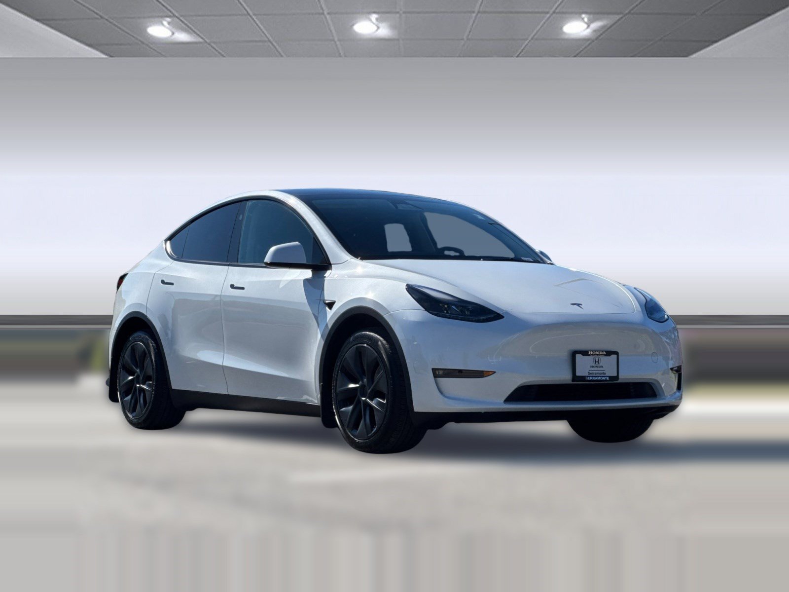 Used 2025 Tesla Model Y Long Range AWD/4WD image 6