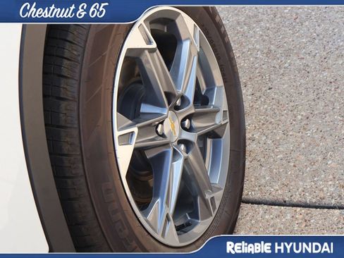 Used 2023 Chevrolet Blazer LT w/ Sound & Technology Package FWD image 41