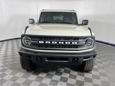 New 2026 Ford Bronco Big Bend w/ Black Diamond Package AWD/4WD image 8