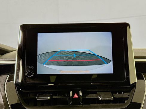 Used 2025 Toyota Corolla SE FWD image 25