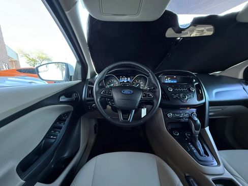 Used 2015 Ford Focus SE w/ SE Sport Package FWD image 52