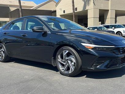 Certified 2025 Hyundai Elantra SEL