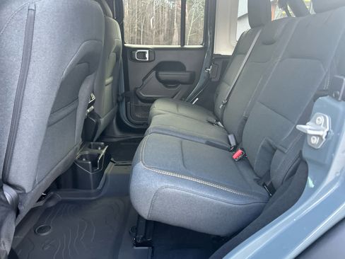 Used 2026 Jeep Wrangler Sport S image 28