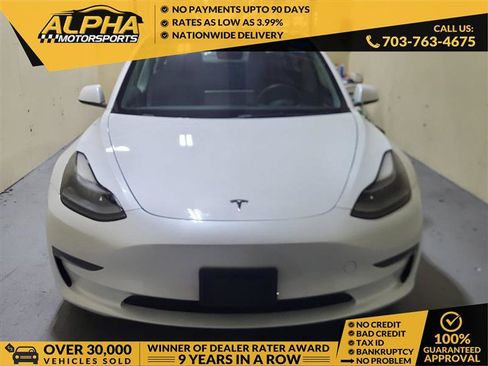 Used 2023 Tesla Model 3 Standard Range RWD image 1