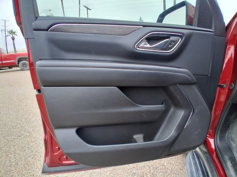 Used 2024 Chevrolet Tahoe LS image 10