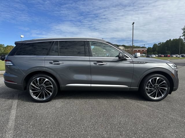 Used 2022 Lincoln Aviator Reserve w/ Equipment Group 201A AWD/4WD image 4