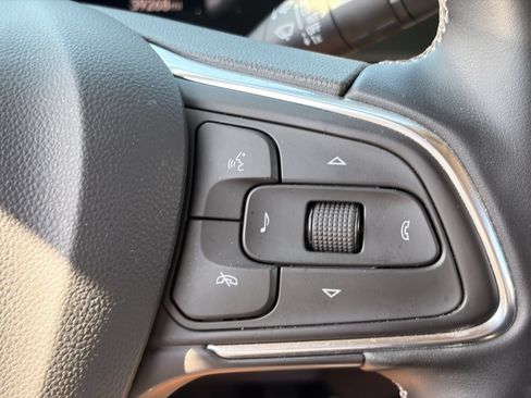 Used 2024 Buick Encore GX Preferred w/ Comfort Package FWD image 33