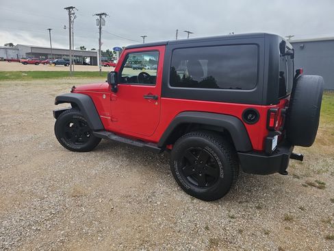 Used 2011 Jeep Wrangler Sport AWD/4WD image 7