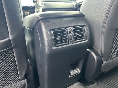 Used 2022 Toyota 4Runner SR5 Premium image 28