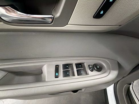 Used 2017 Chevrolet Traverse LT FWD image 20
