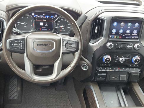 Certified 2022 GMC Sierra 2500 Denali w/ Denali Ultimate Package AWD/4WD image 26