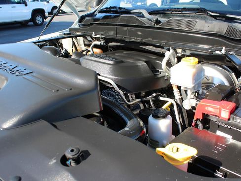 Used 2023 RAM 3500 Tradesman image 22