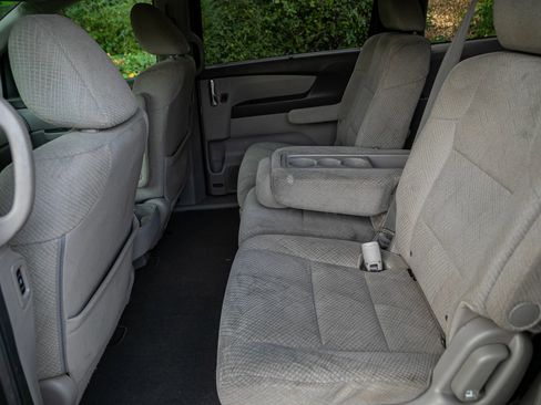 Used 2016 Honda Odyssey EX image 28