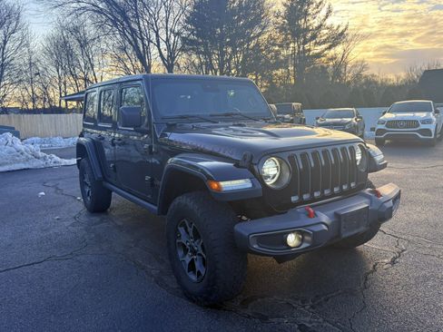 Used 2019 Jeep Wrangler Unlimited Rubicon image 3