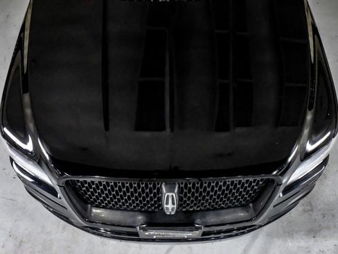 Used 2020 Lincoln Navigator Black Label w/ Cargo Convenience Package image 41