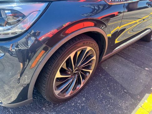 Used 2021 Lincoln Aviator Reserve w/ Equipment Group 202A AWD/4WD image 7