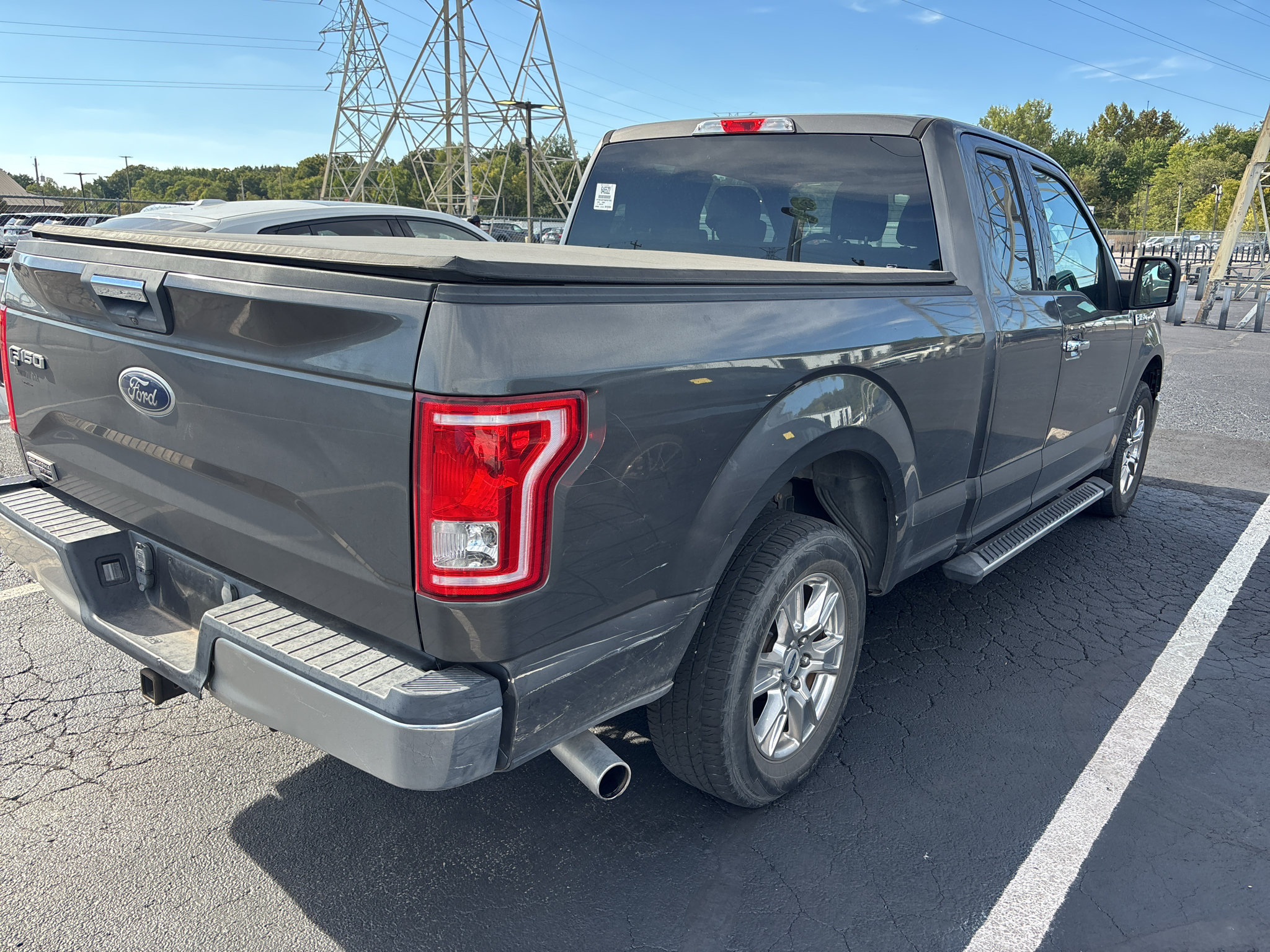 Used 2016 Ford F150 XLT w/ Equipment Group 301A Mid RWD image 25