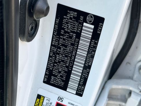Certified 2021 Toyota Camry LE FWD image 32