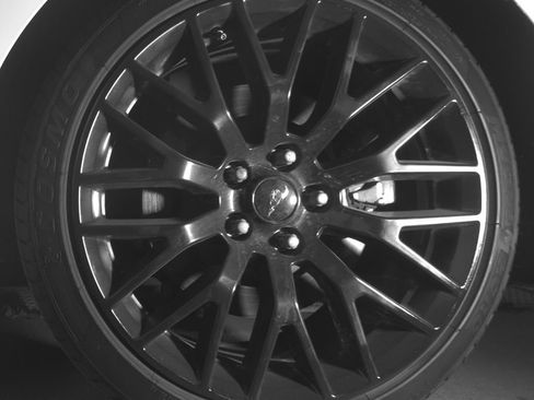 Used 2017 Ford Mustang GT RWD image 12