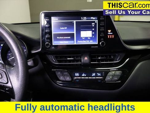 Used 2021 Toyota C-HR LE image 14