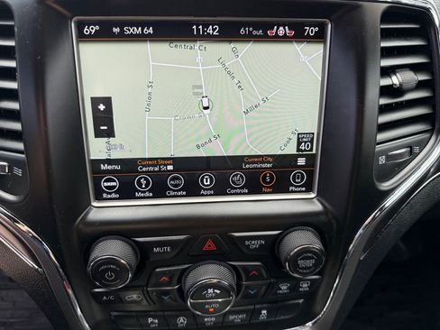 Certified 2018 Jeep Grand Cherokee Limited image 39