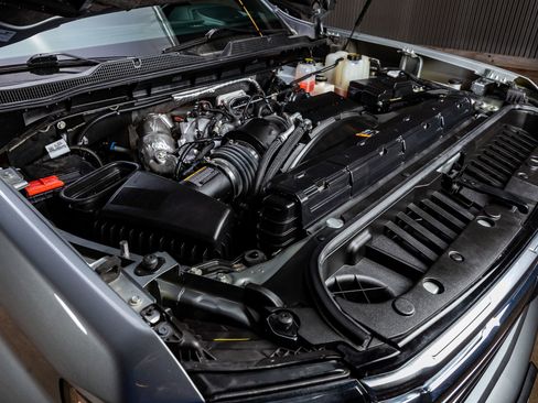 Used 2024 Chevrolet Silverado 3500 High Country image 41