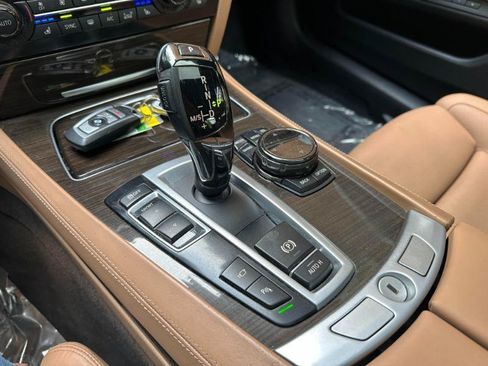 Used 2014 BMW 750Li RWD image 37