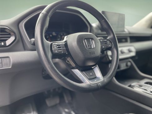 Used 2023 Honda Pilot Elite image 36