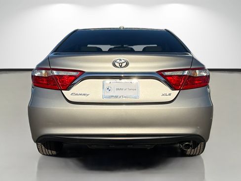Used 2017 Toyota Camry XLE FWD image 4