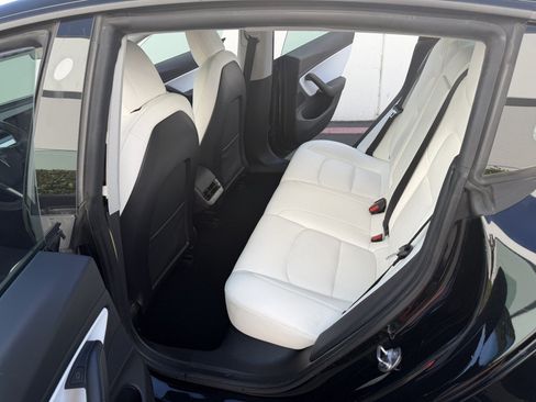 Used 2021 Tesla Model 3 Long Range AWD/4WD image 19