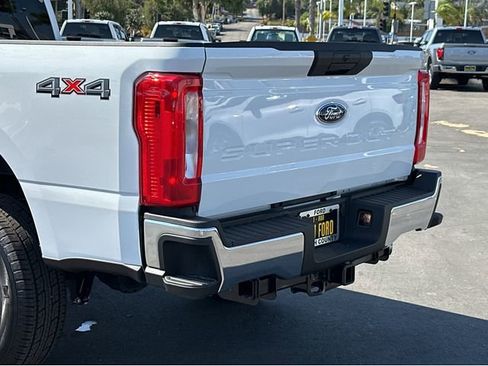 New 2025 Ford F250 XLT image 33