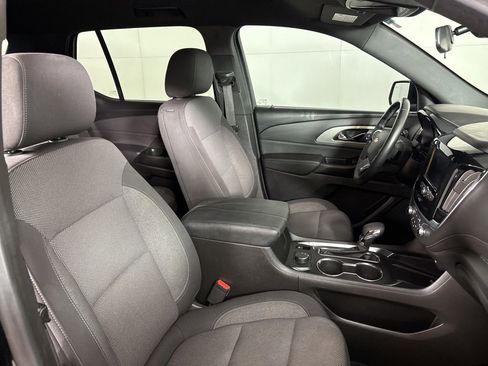 Used 2023 Chevrolet Traverse LT FWD image 23